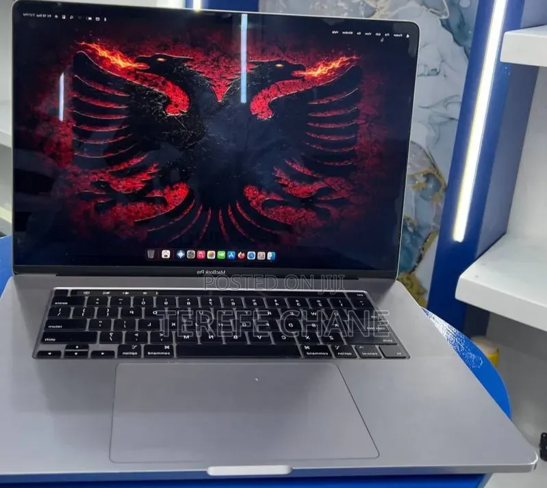 New Laptop Apple MacBook Pro 2019 32GB Intel Core i9 SSD 1T