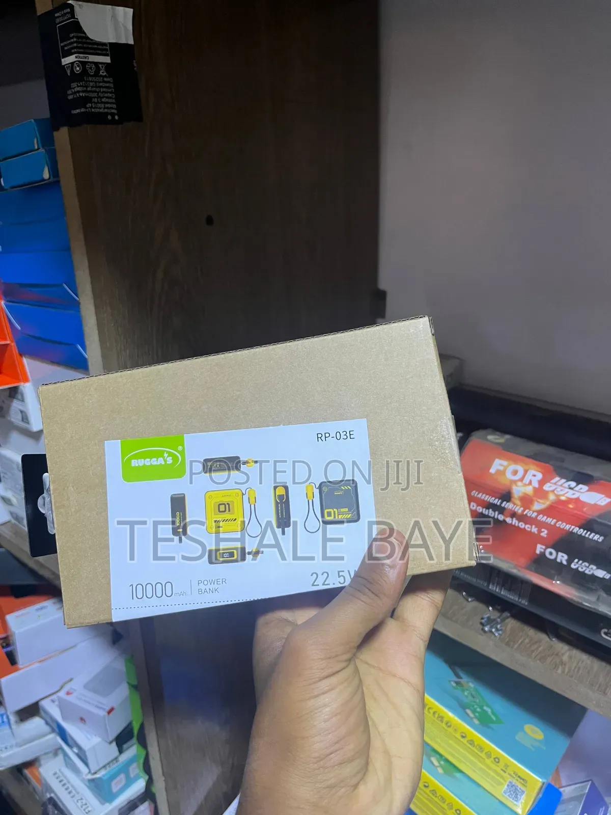 10000mAh 22.5W ፈጣን ቻርጅ ፖወር ባንክ (RP-03E)