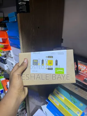10000mAh 22.5W ፈጣን ቻርጅ ፖወር ባንክ (RP-03E)