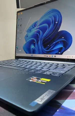 New Laptop Lenovo Yoga 2 16GB AMD Ryzen 7 SSD 512GB