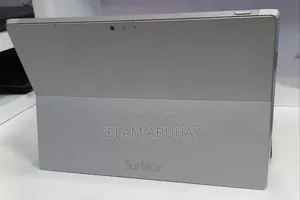 New Laptop Microsoft Surface 8GB Intel Core i7 SSD 256GB