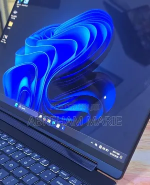 New Laptop Lenovo Yoga 9i 32GB Intel Core Ultra 7 SSD 1T