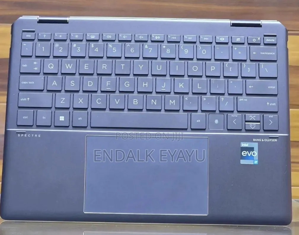 New Laptop HP Spectre 16GB Intel Core i7 SSD 1T