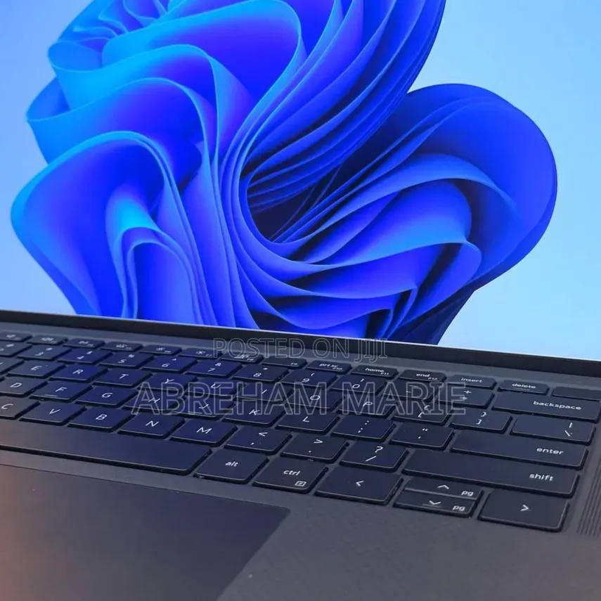 New Laptop Dell Precision 5560 16GB Intel Core i9 SSD 512GB