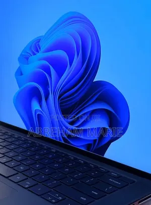 New Laptop Dell Precision 5560 16GB Intel Core i9 SSD 512GB