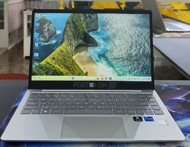 New Laptop HP Stream Notebook 16GB Intel Core i7 SSD 512GB