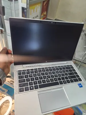New Laptop HP EliteBook 840 16GB Intel Core i5 SSD 512GB