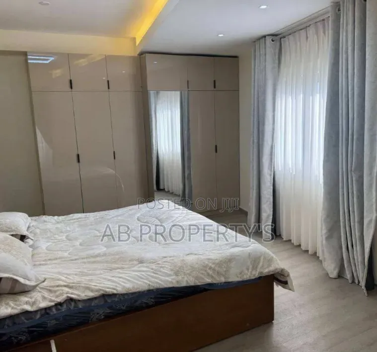 Furnished 2bdrm Apartment in ብ/ገብርኤል ላፍቶ ሞል, Kirkos for sale
