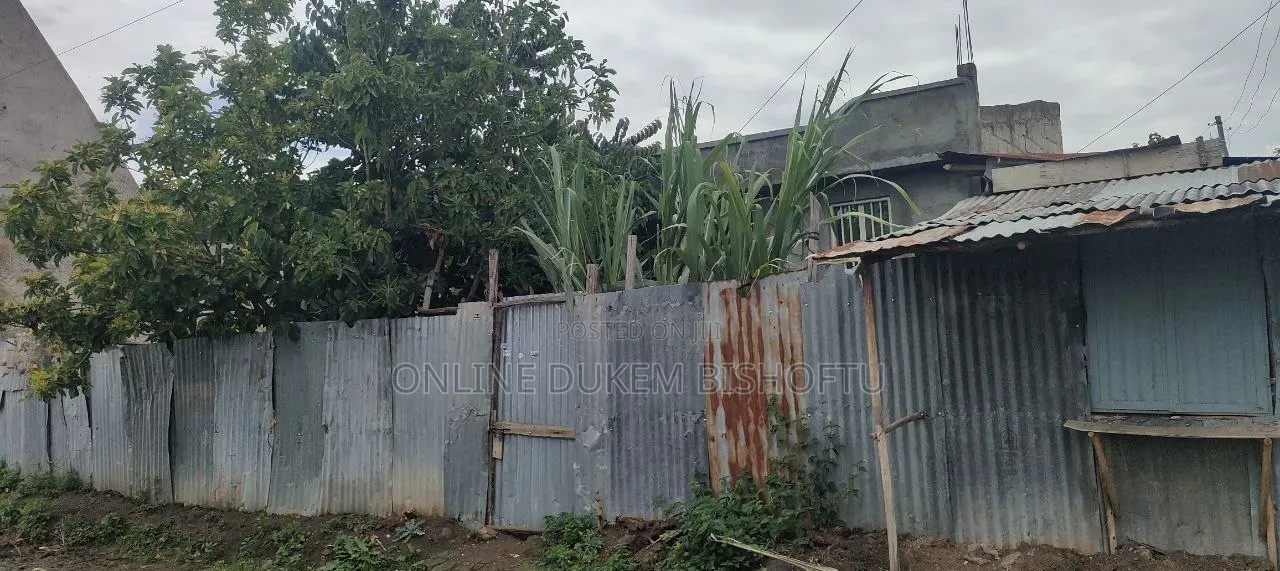 Furnished 6bdrm House in Bishoftu Dukem, Oromia-Finfinne for sale