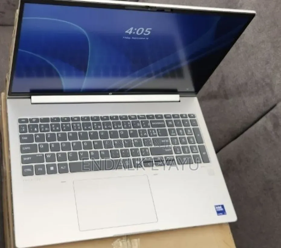 New Laptop HP ProBook 460 G11 16GB Intel Core Ultra 7 SSD 512GB