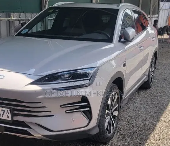 BYD Song Plus DM-i 2025
