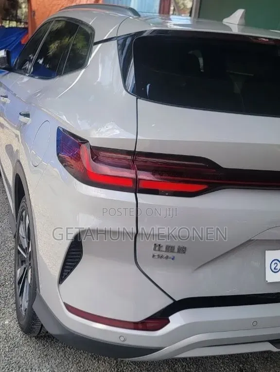 BYD Song Plus DM-i 2025