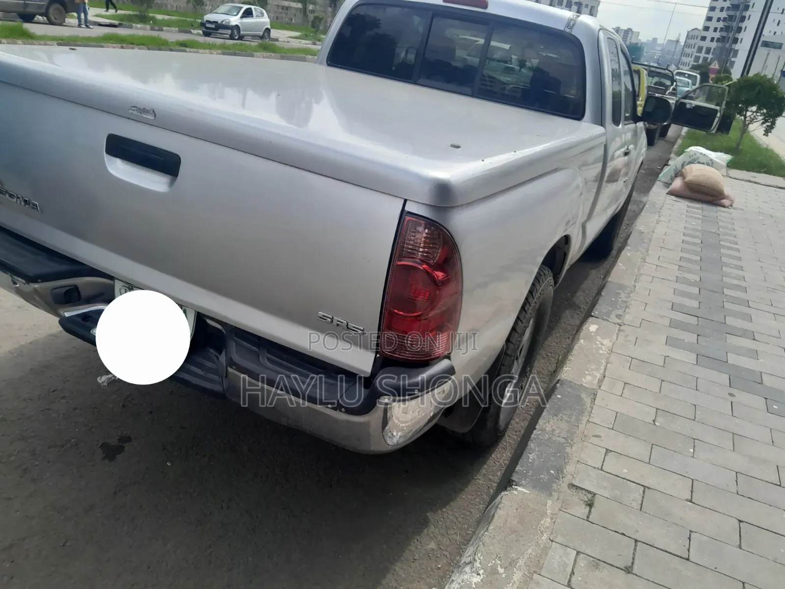 Toyota Tacoma 2005 Silver