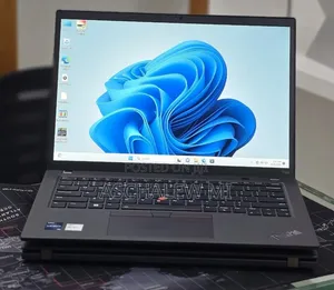 New Laptop Lenovo ThinkPad T14 16GB Intel Core i7 SSD 512GB