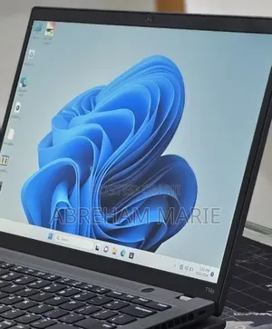 New Laptop Lenovo ThinkPad T14 16GB Intel Core i7 SSD 512GB