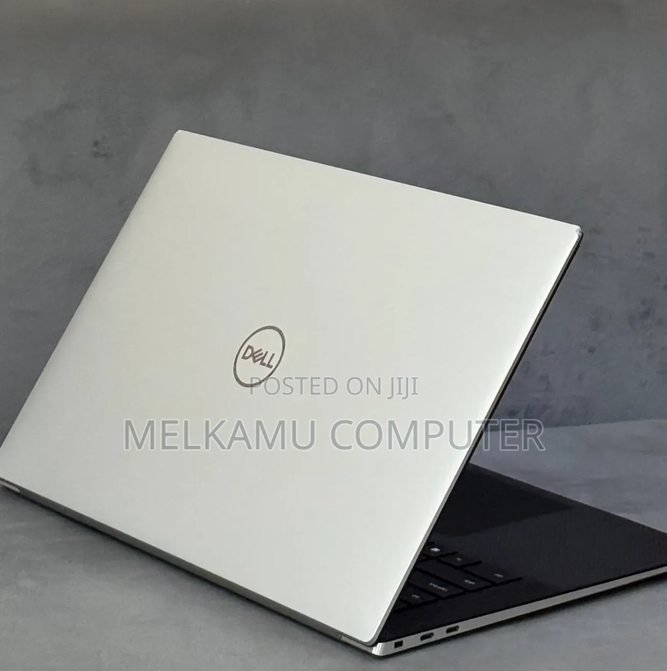 New Laptop Dell XPS 15 32GB Intel Core i7 SSD 512GB