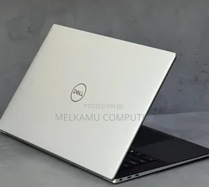 New Laptop Dell XPS 15 32GB Intel Core i7 SSD 512GB