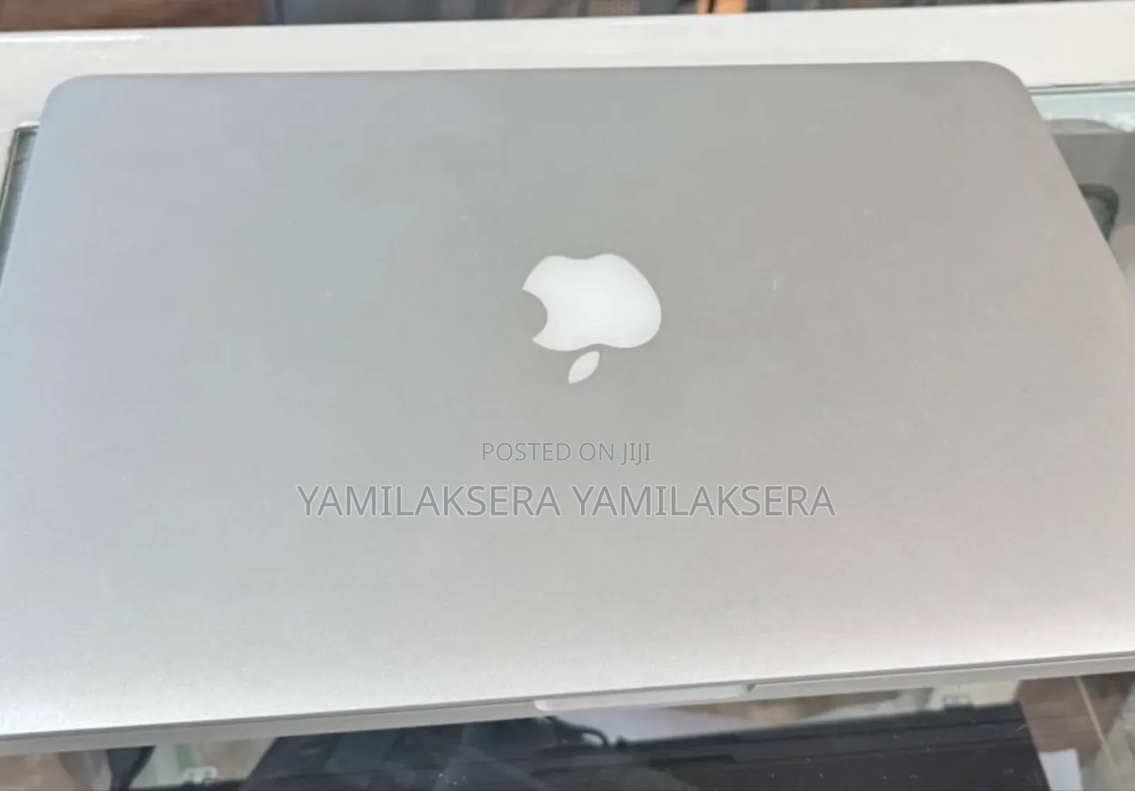 New Laptop Apple MacBook Pro 2015 16GB Intel Core i5 SSD 256GB
