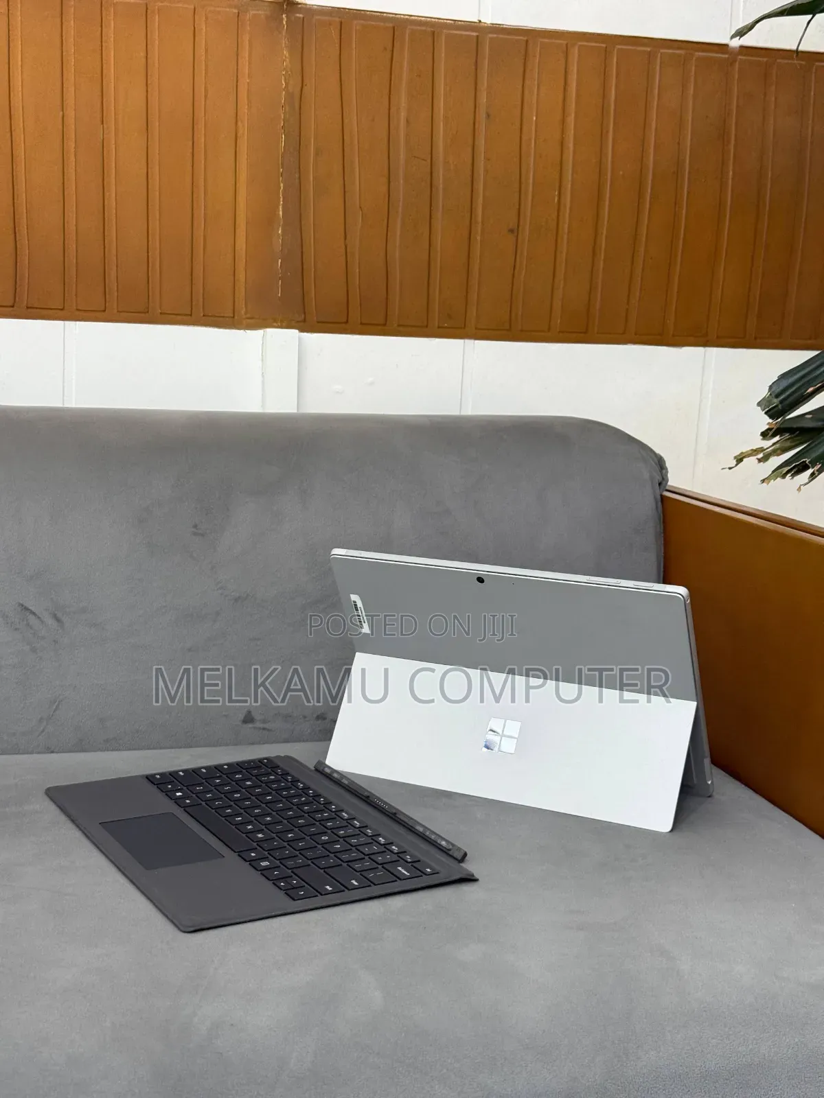 New Laptop Microsoft Surface Pro 7+ 16GB Intel Core i5 SSD 256GB