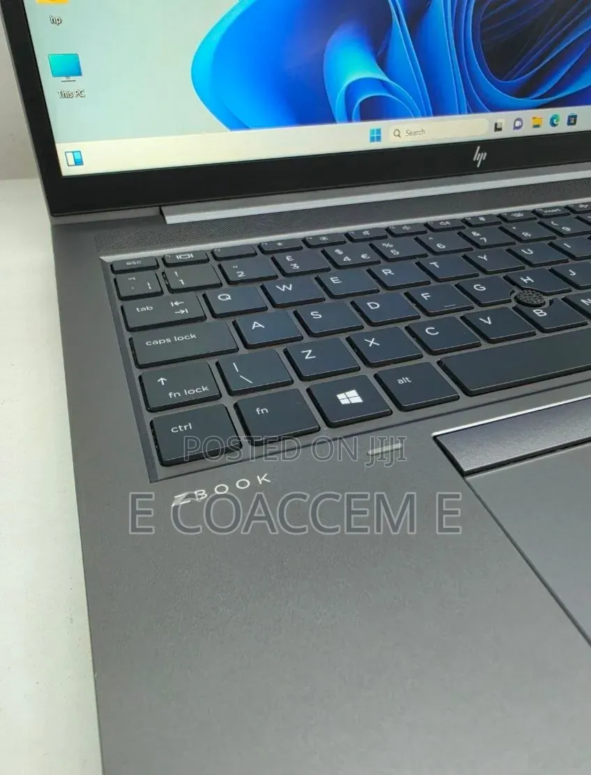 New Laptop HP 16GB Intel Core i7 SSD 512GB
