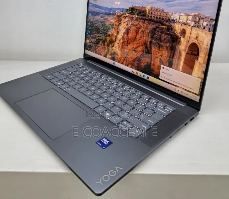 New Laptop Lenovo 32GB Intel Core Ultra 7 SSD 1T
