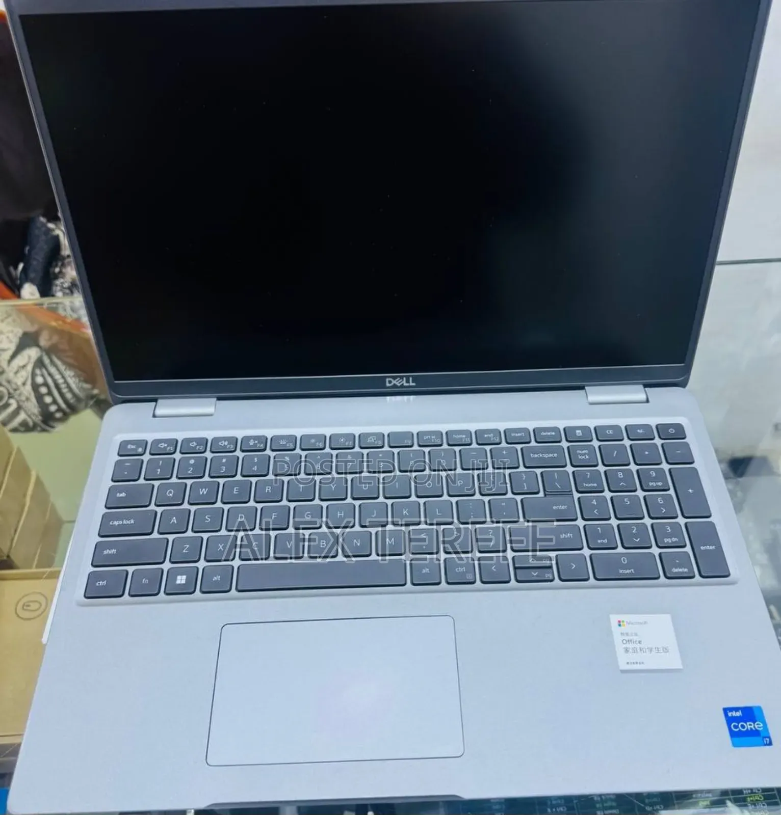 New Laptop Dell Precision 3581 16GB Intel Core i7 SSD 1T