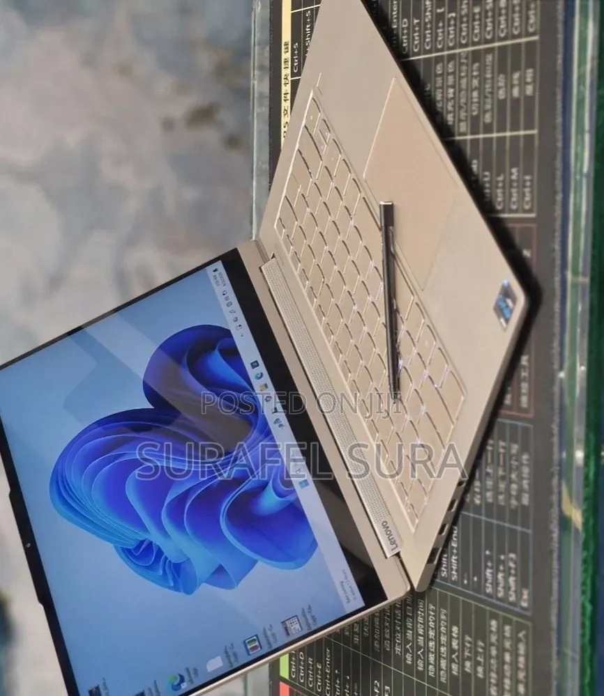 New Laptop Lenovo Yoga 9i 16GB Intel Core i7 SSD 512GB