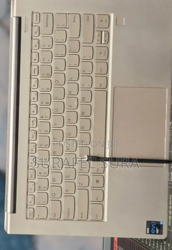 New Laptop Lenovo Yoga 9i 16GB Intel Core i7 SSD 512GB