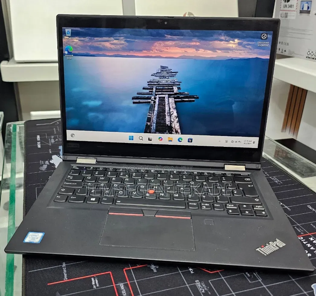 New Laptop Lenovo ThinkPad X390 Yoga 16GB Intel Core i5 SSD 512GB