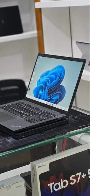 New Laptop Lenovo ThinkPad T14 G4 16GB Intel Core i7 SSD 512GB