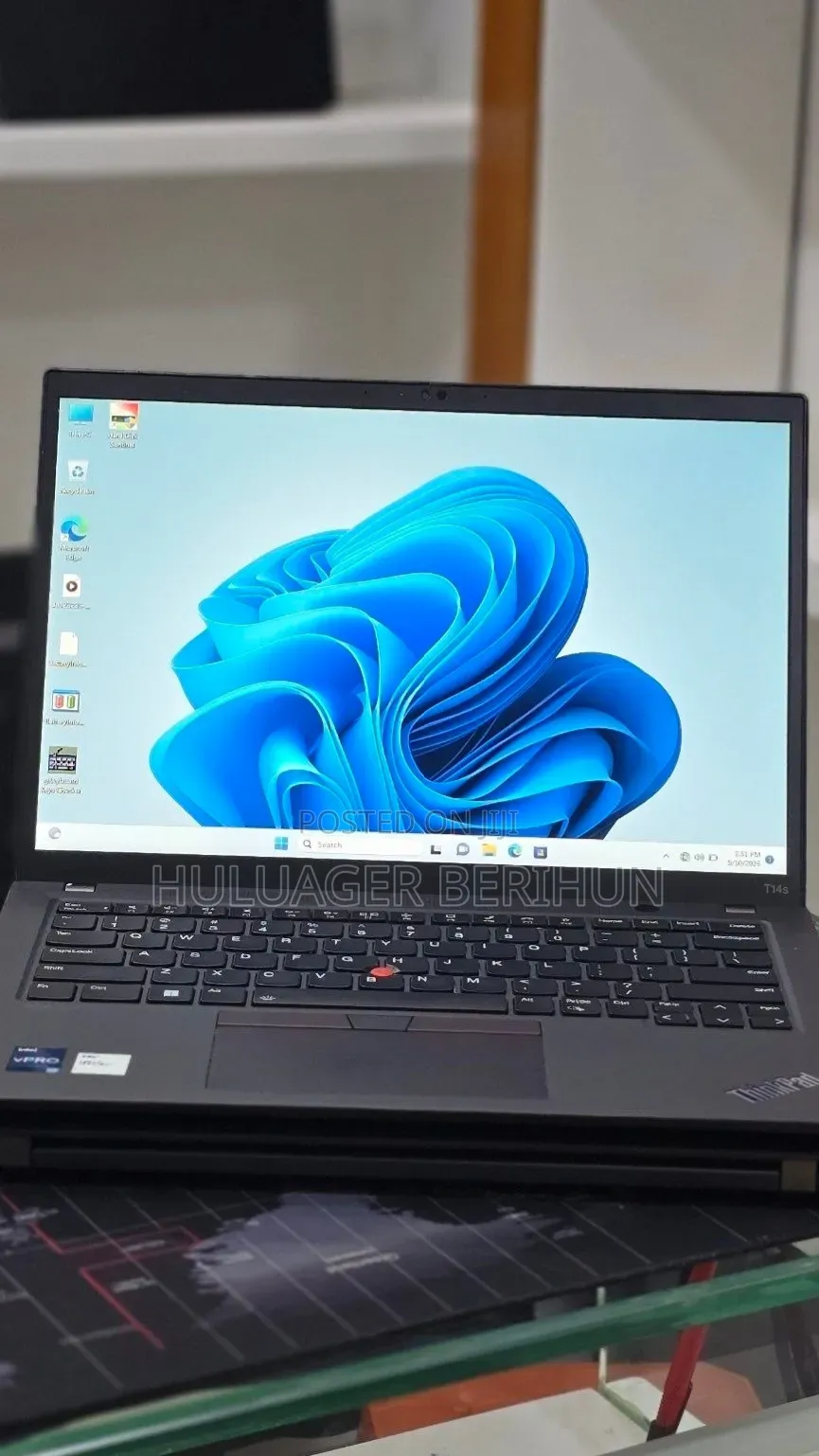 New Laptop Lenovo ThinkPad T14 G4 16GB Intel Core i7 SSD 512GB
