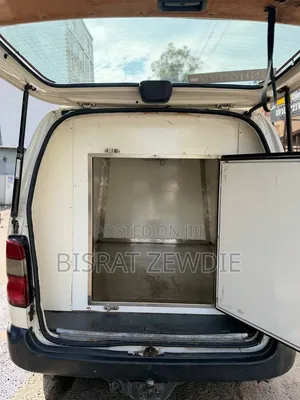 Toyota RAV4 2009 White