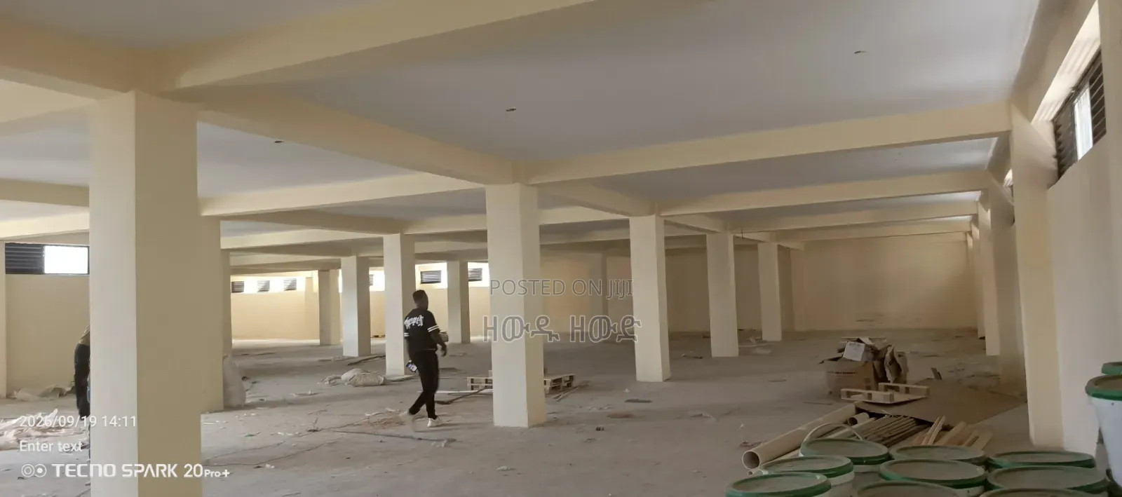 Warehouse for Sale in Koye Feche/Bulbula