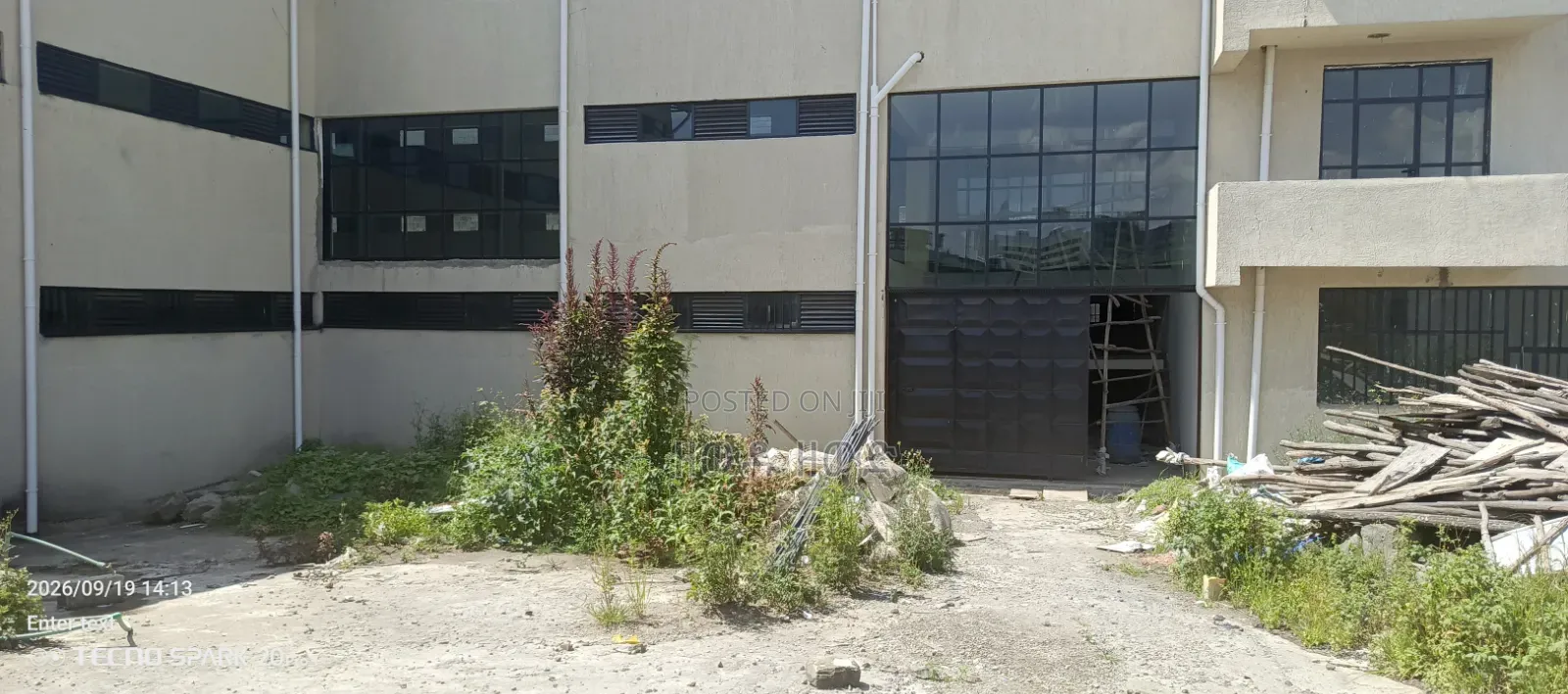 Warehouse for Sale in Koye Feche/Bulbula