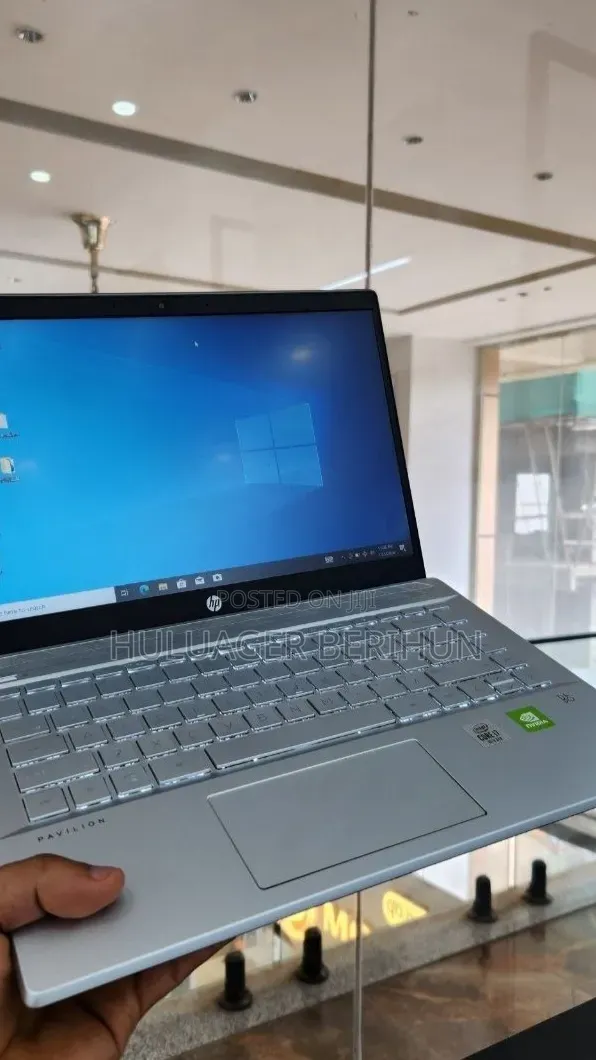 New Laptop HP Pavilion 14 16GB Intel Core i7 SSD 512GB