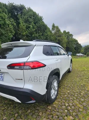 Toyota Corolla Cross 2023 White