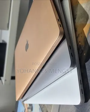New Laptop Apple MacBook Air 8GB Apple M1 SSD 256GB