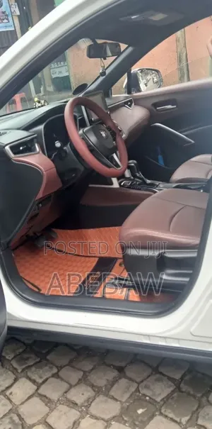 Toyota Corolla Cross 2023 White