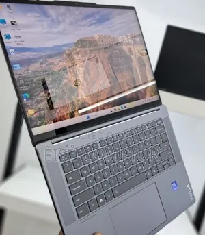 New Laptop Lenovo Yoga 11e 32GB Intel Core Ultra 7 SSD 1T