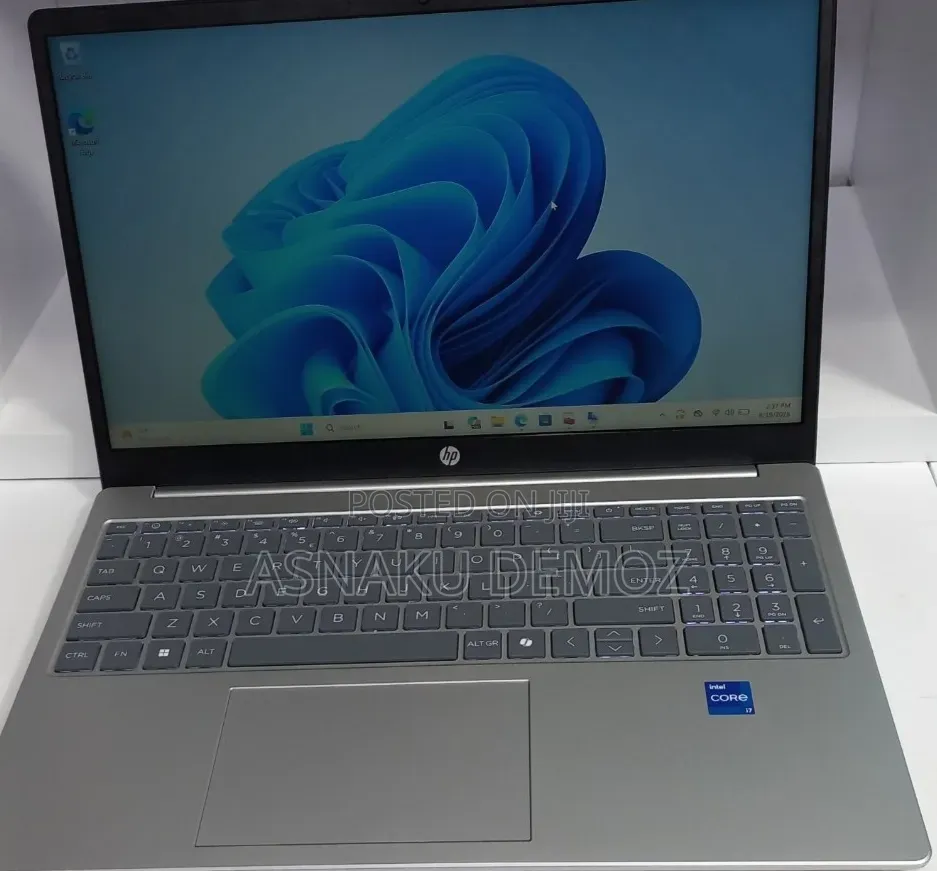 New Laptop HP Stream Notebook 16GB Intel Core i7 SSD 512GB