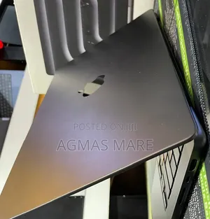 New Laptop Apple MacBook Pro 2024 M4 Max 48GB Apple M4 Max SSD 2T