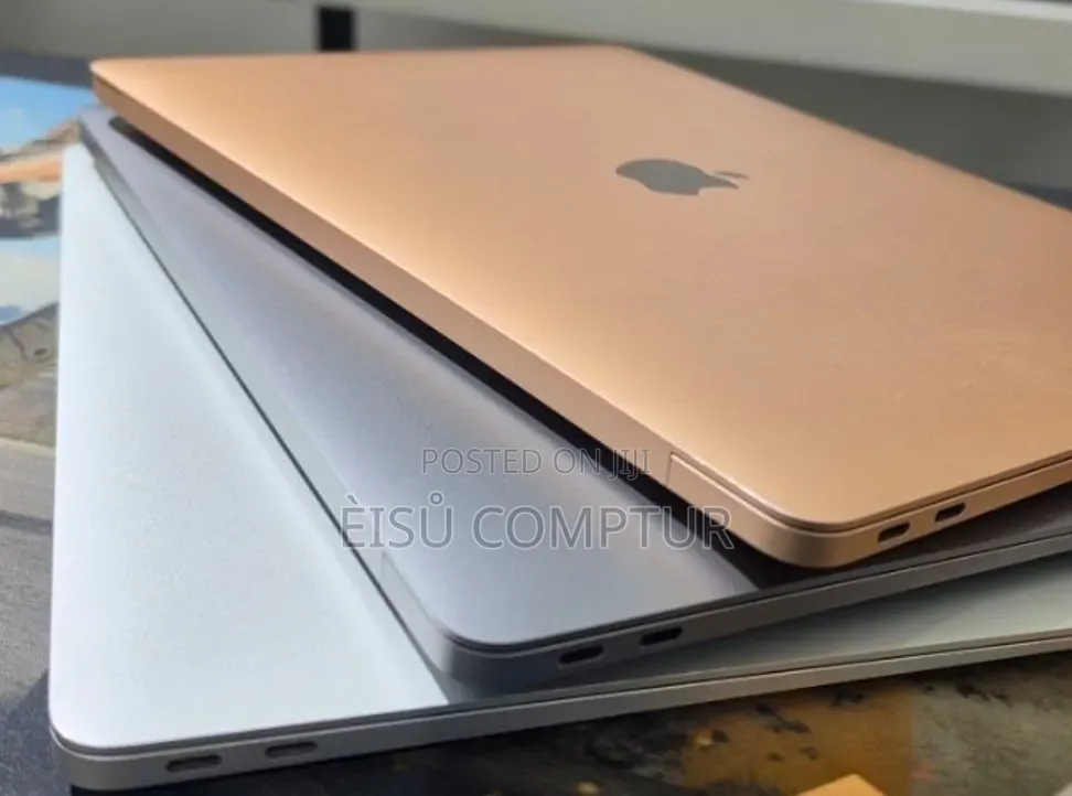 New Laptop Apple MacBook Pro 2021 M1 Max 8GB Apple M1 SSD 256GB
