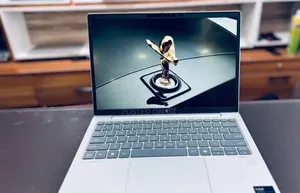 New Laptop HP 630 16GB Intel Core Ultra 7 SSD 512GB