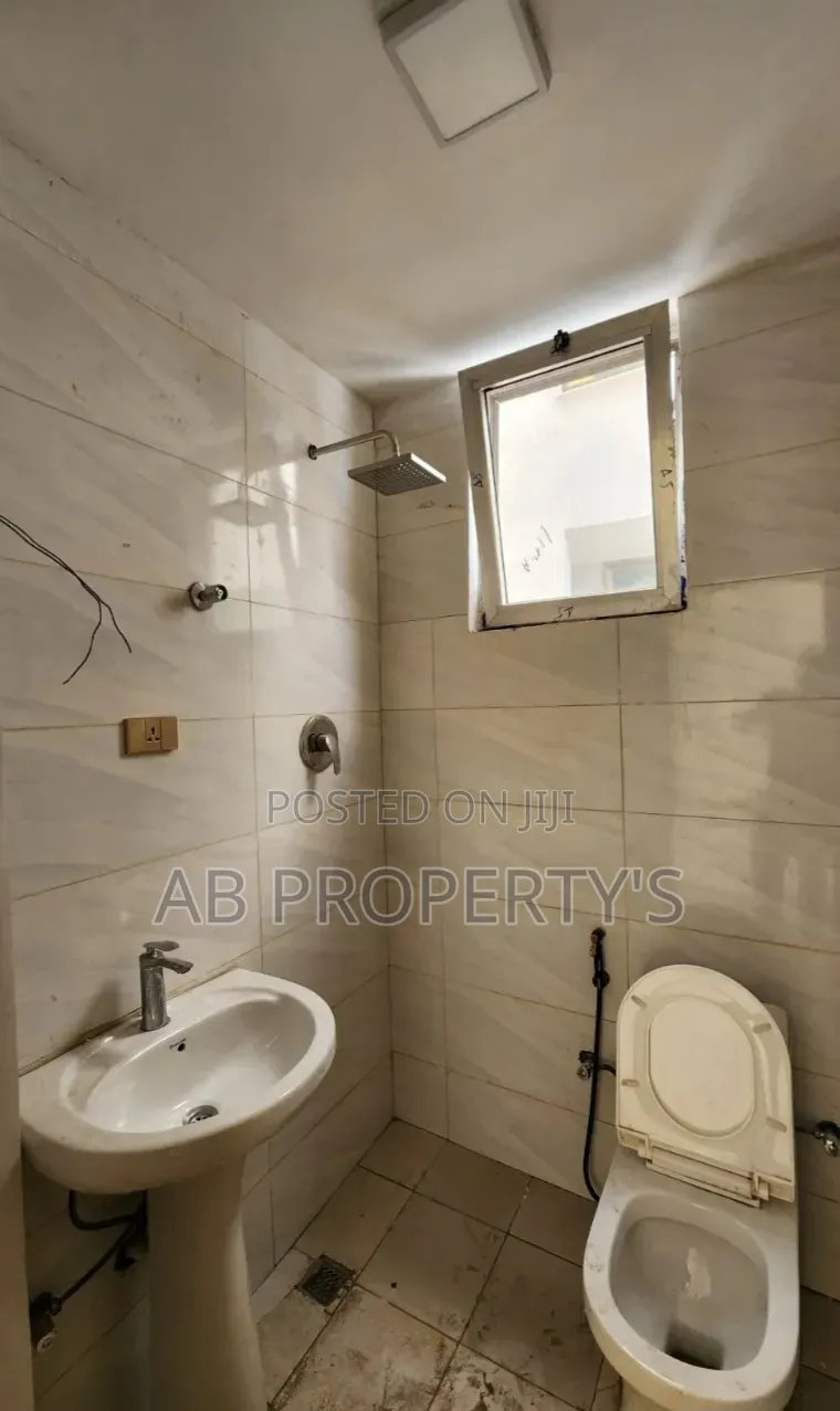 Furnished 2bdrm Apartment in ቡልጋሪያ አፍሪካ ህብረት, Kirkos for sale