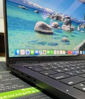 New Laptop Apple MacBook Pro 48GB Apple M4 Max SSD 2T