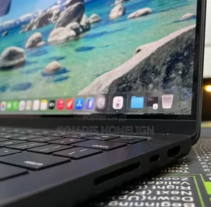 New Laptop Apple MacBook Pro 48GB Apple M4 Max SSD 2T