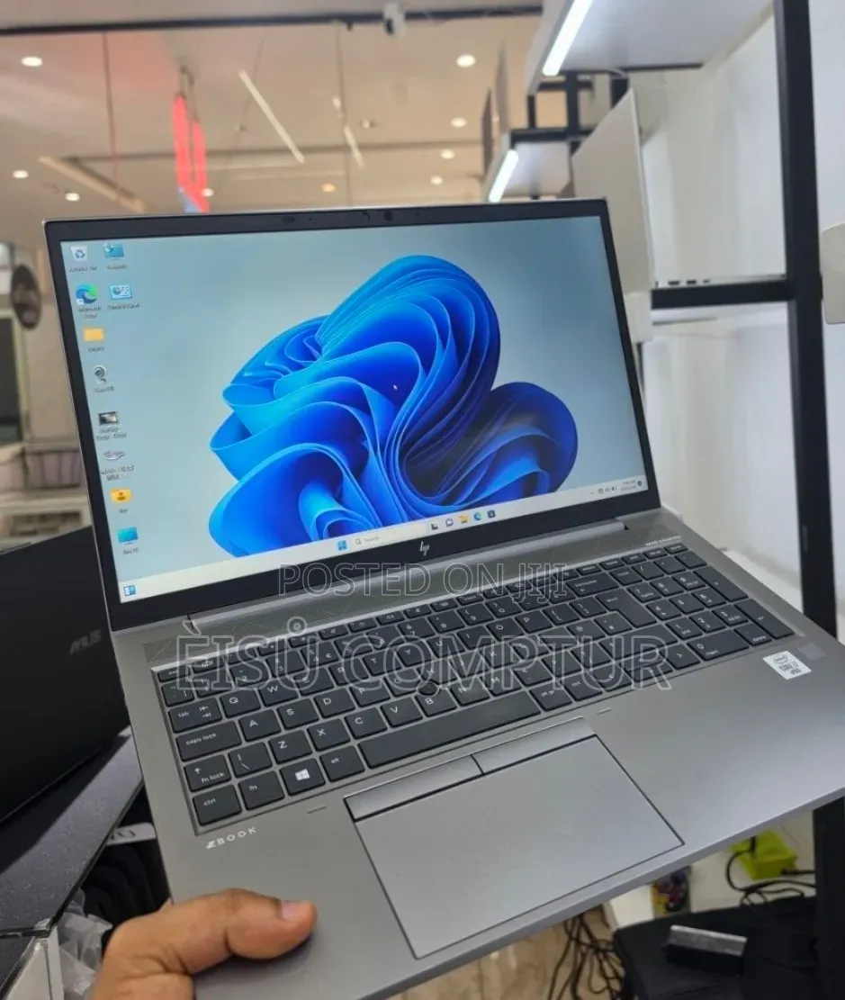 New Laptop HP ZBook Power G7 16GB Intel Core i7 SSD 512GB