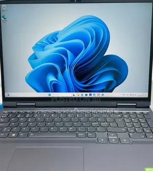 New Laptop Lenovo LOQ 15AHP10 16GB Intel Core i7 SSD 1T