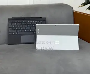 New Laptop Microsoft Surface Pro 7+ 16GB Intel Core i5 SSD 256GB