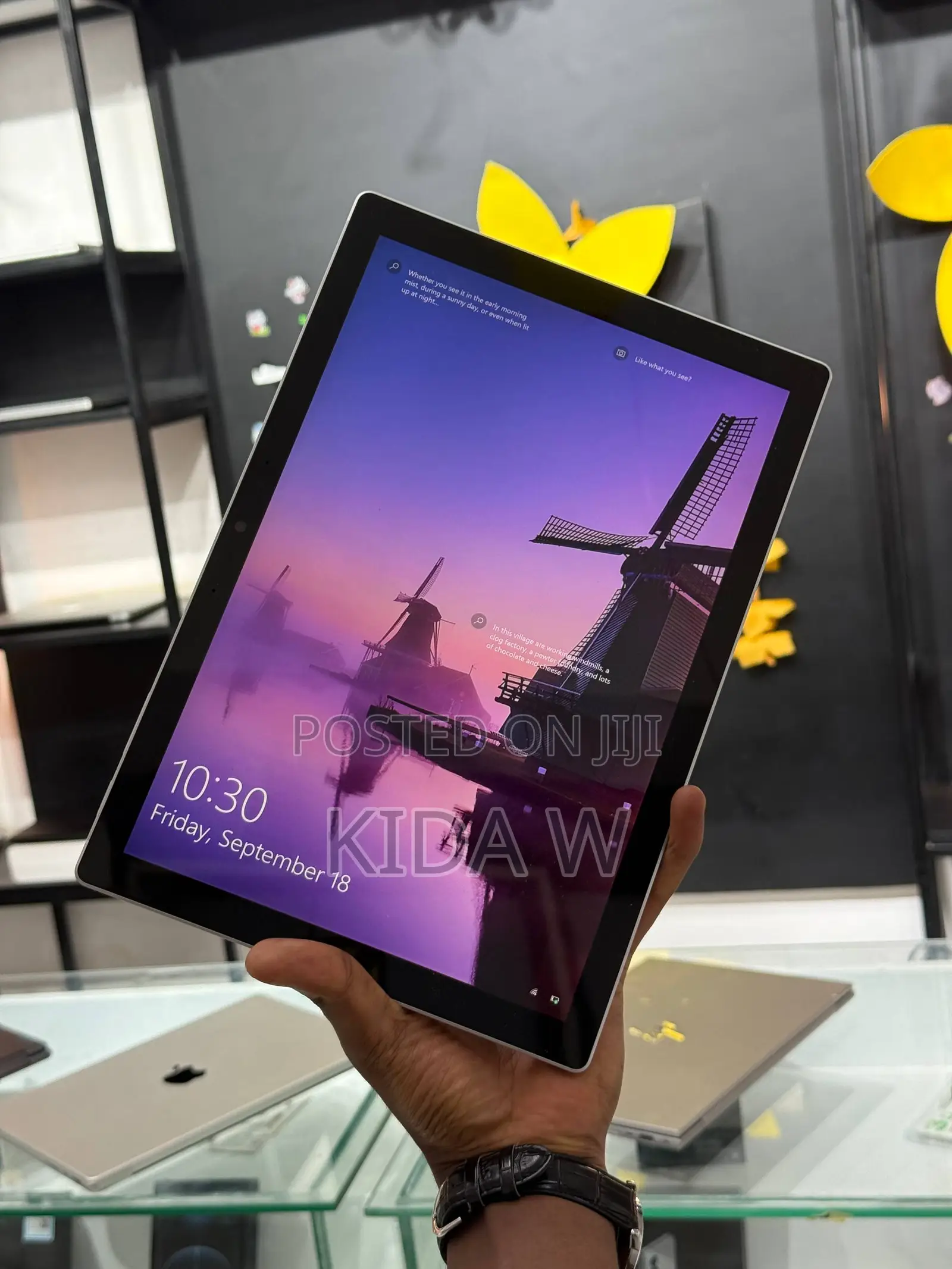 New Laptop Microsoft Surface Pro 7+ 16GB Intel Core i5 SSD 256GB